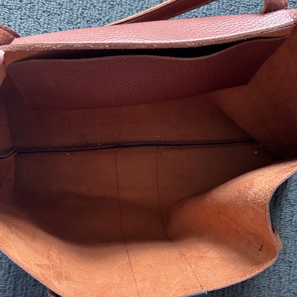 Vince Camuto Brown Tote with Black Stripe - Picture 3 of 4